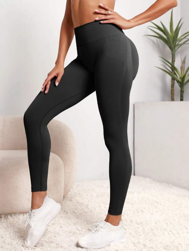 Seamless Hip-Lifting Leggings